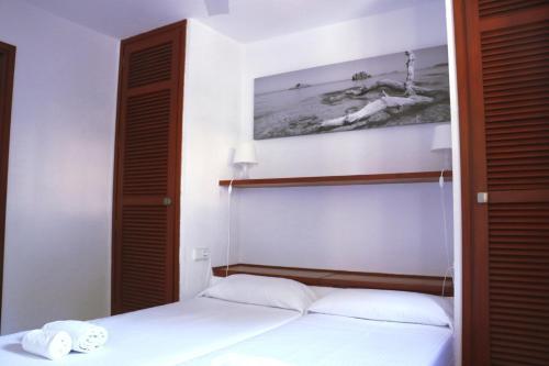 Apartamentos Club Cala Azul Сан-Карлос-де Перальта Екстер'єр фото